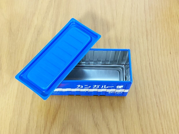 100均の『ミニチュアコンテナ』　部屋に置いたら便利な活用法に「複数買い決定」