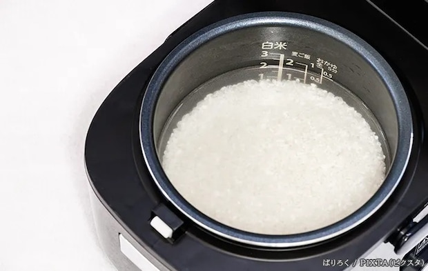 炊飯器の写真