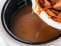 炊飯時、米と一緒に入れない方がいいものは？　象印マホービンが回答