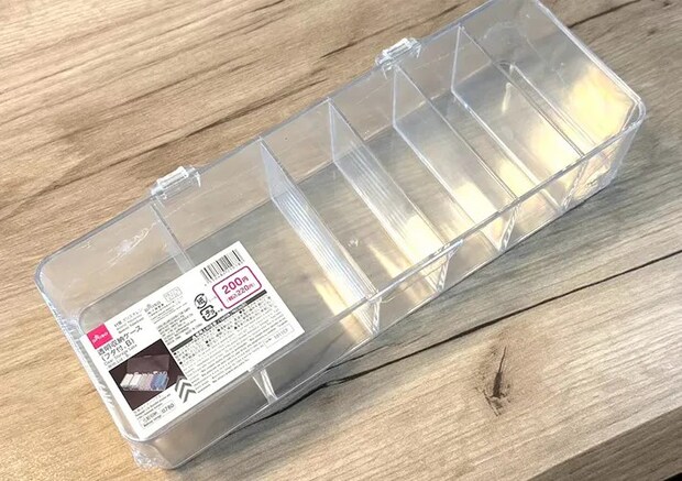 『透明収納ケース（フタ付、B）』の写真（撮影：キジカク）