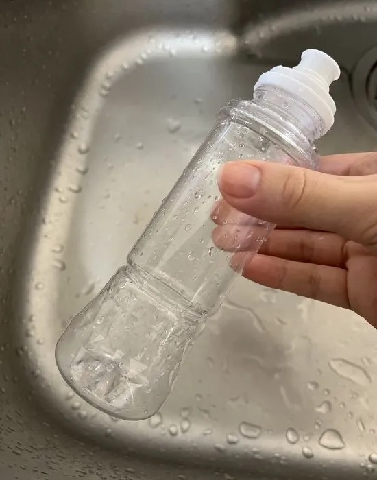 水ですすいだ様子