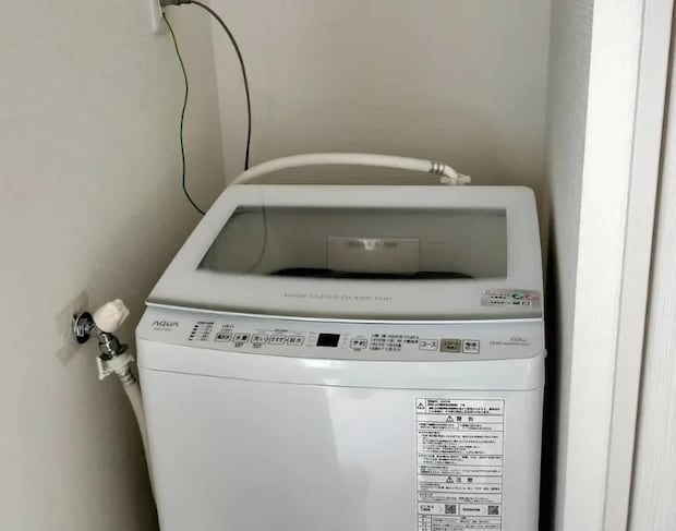 スペースにフィットしている洗濯機