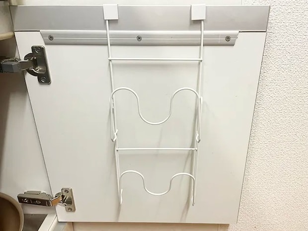 何ものせていない鍋蓋ラックの写真（撮影：ライフハック編集部）