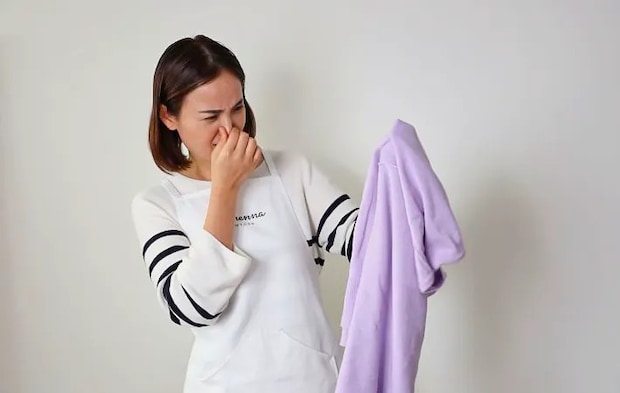 臭う洋服の写真（撮影：Heulie）