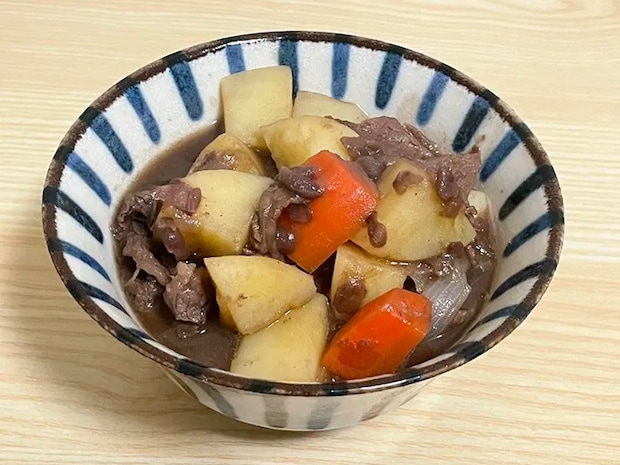 『あずきバー』で味つけした肉じゃがの写真（撮影：grapeフード編集部）