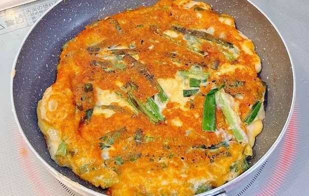 『ネギとちくわのチーズチヂミ』の完成写真（撮影：キジカク）