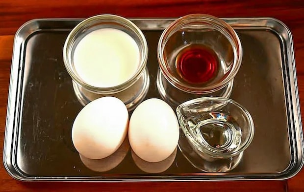 『牛乳入り玉子焼き』の材料の写真（撮影：小泉明代）