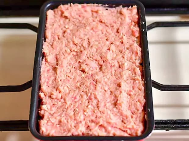 豆腐とひき肉を混ぜて…　玉子焼き器で作る「管理栄養士の簡単おかず」【節約レシピ】