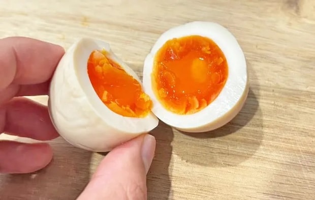 『キッチンペーパーで味玉』の完成写真（撮影：キジカク）