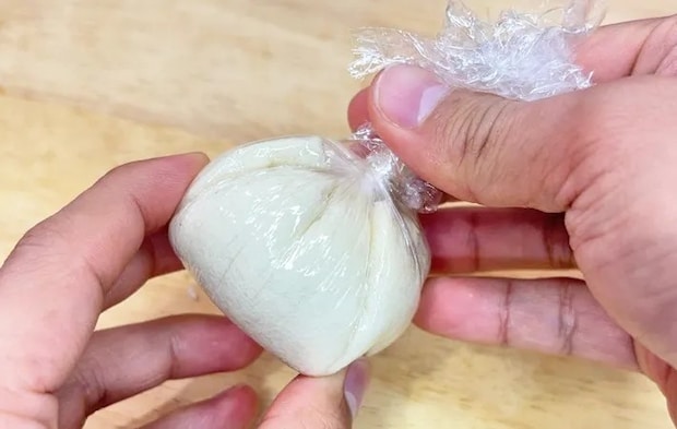 『食パンであんまん』を作る写真（撮影：キジカク）