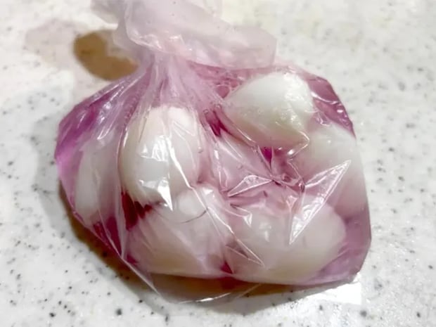 『岩下の新生姜』のピンクの漬け液　思わぬ活用法に「コクが生まれた！」