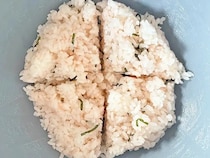 パスタソースを『おにぎり』に活用！　簡単＆節約アイディアに「この手があったか！」