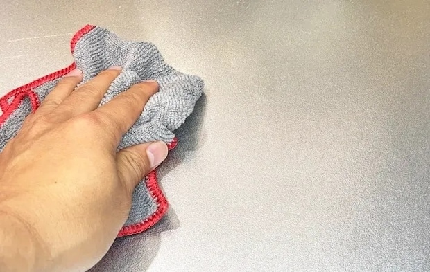 『布巾で仕上げる』写真（撮影：キジカク）