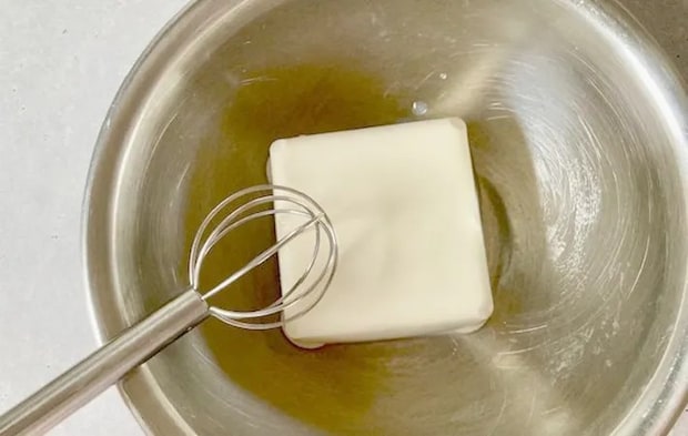 ボウルに絹豆腐を入れた画像（撮影：エニママ）