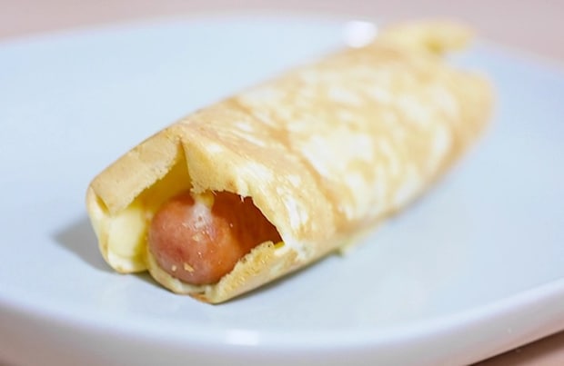 ホットケーキミックスで作るアメリカンドッグ（撮影：フード編集部）