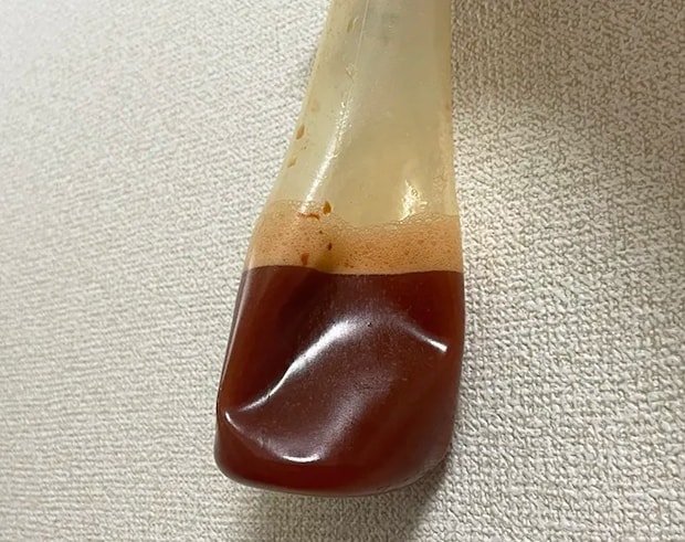 水とケチャップを混ぜた写真（撮影：grapeフード編集部）