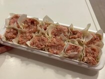 「シュウマイは手で包みません」　きれいに仕上げる裏技が時短で最高！