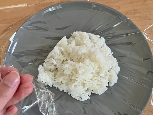 中途半端に余った『ご飯』はこう使う！　思わぬレシピに「やみつき！」