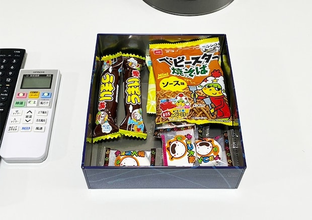 お菓子缶の活用法（撮影：grapeライフハック編集部）