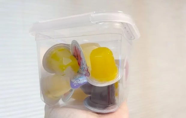ゼリーを入れた画像（撮影：エニママ）