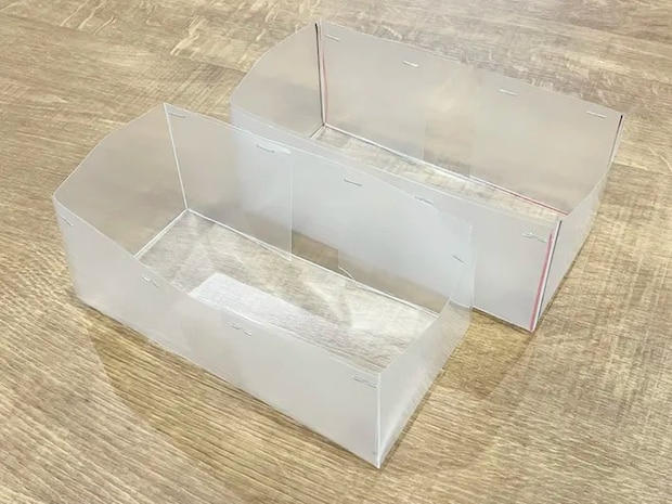 クリアファイルで作った箱の完成写真（撮影：grapeライフハック編集部）
