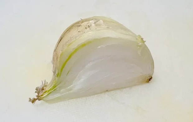 新玉ねぎ1/4個の画像（撮影：エニママ）