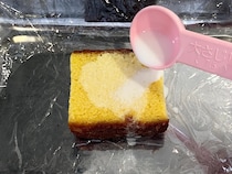 カステラに牛乳をかけて？　作業3分で完成“簡単”スイーツアレンジ【手順】