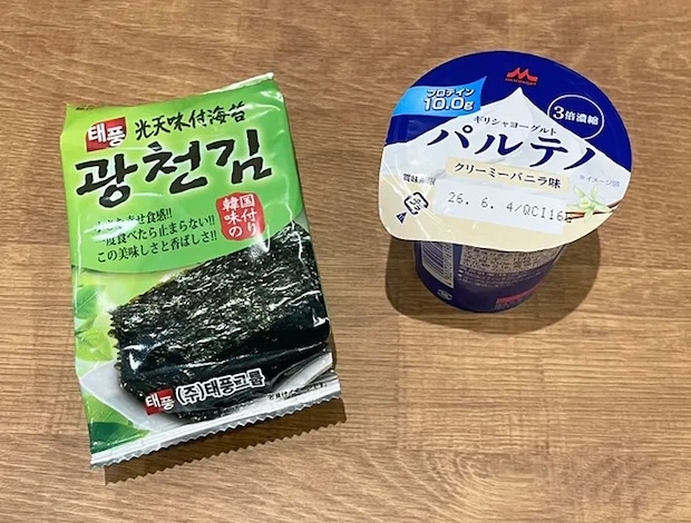 韓国海苔とギリシャヨーグルトの写真（撮影：grapeフード編集部）