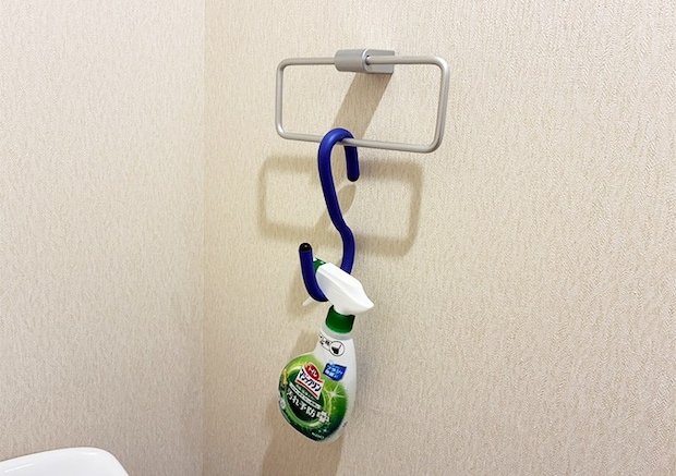 くねくねフックの写真（撮影：grapeライフハック編集部）