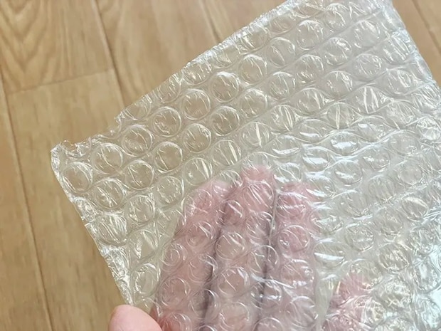 気泡緩衝材の写真（撮影：grapeライフハック編集部）