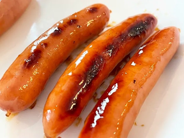 焼き上がったウインナーのアップ写真（撮影：grapeフード編集部）