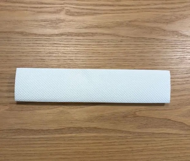 キッチンペーパーを畳んだ様子