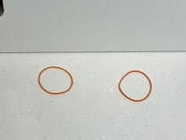 家にある『輪ゴム』だけでキッチンのストレスが激減！　3つの活用法に「もっと早く知りたかった」