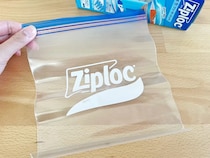 弁当箱、使うのやめた！　『ジッパー袋』の思わぬ活用法で「荷物が減った！」