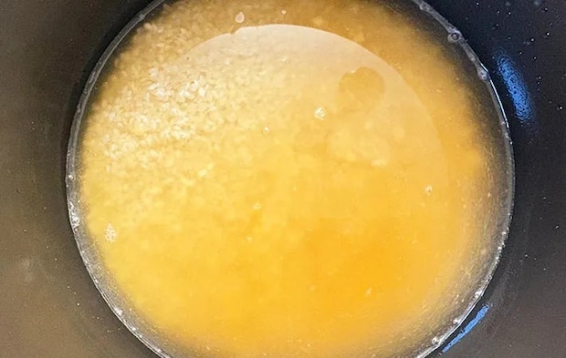 炊飯釜に材料を入れた画像（撮影:エニママ）　