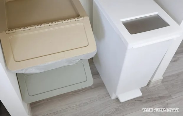 『家庭用ゴミ箱（分別）』の写真