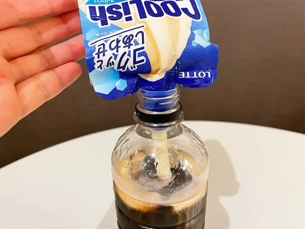 クーリッシュをコーヒーに入れてシェイクするだけ！　まさかのアレンジに「キンキンに冷えてておいしい」