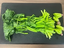 【調理10分】ほうれん草1袋ペロリ！　おひたしじゃない食べ方に「夫が絶賛」