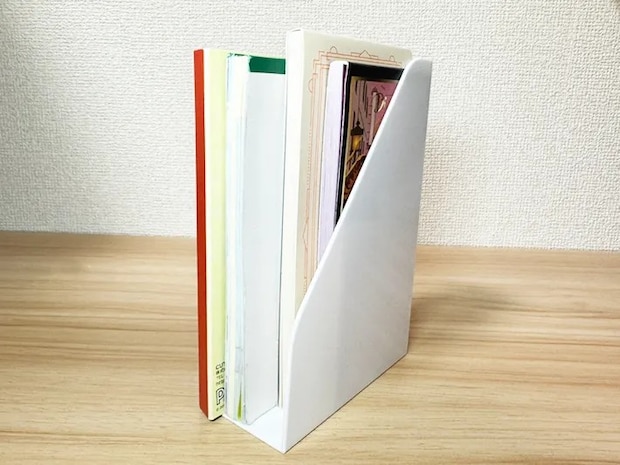 メモ帳収納にぴったりなシール入れ（撮影：grapeライフハック編集部）