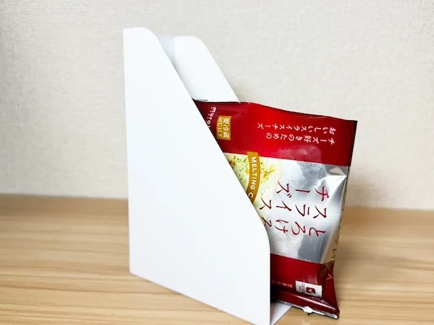 冷蔵庫でも使えるシール入れ（撮影：grapeライフハック編集部）