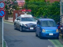 車でスマホ操作、停止中でもアウト？　弁護士に聞いた正しいルール