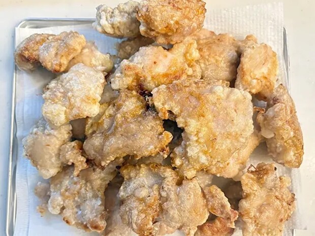 片栗粉に加えるだけ！　から揚げの衣に『卵白』を使うと「ジューシーでおいしくなった！」