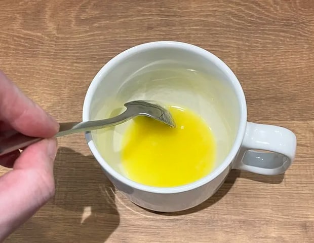 溶かしたバターの写真（撮影：grapeフード編集部）