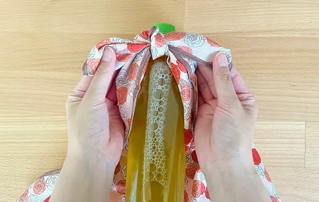 ペットボトルホルダーの手順写真（撮影：grapeライフハック編集部）