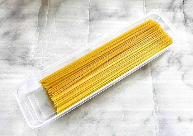 パスタと『パスタストッカー』の写真（撮影：ワード）