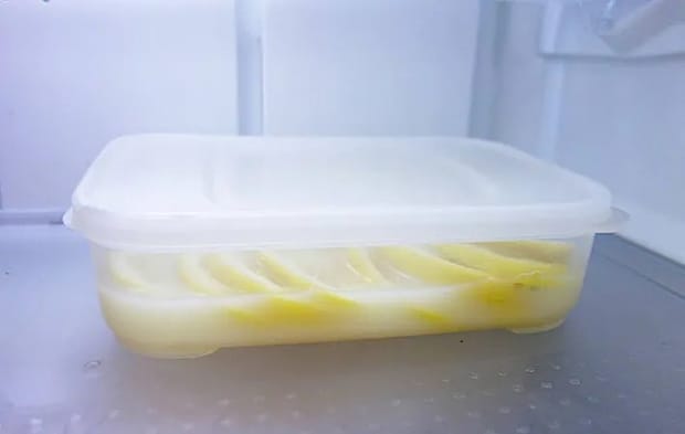 冷蔵庫で漬けている画像（撮影:エニママ）