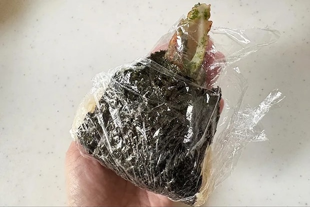 握った画像（撮影：エニママ）