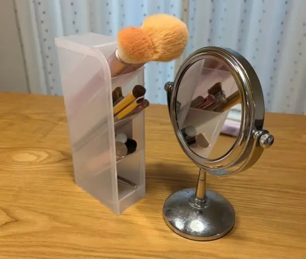 メイク道具を収納した様子（撮影：grapeライフハック編集部）