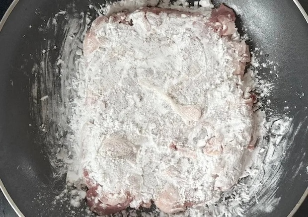 片栗粉をまぶした画像（撮影：エニママ）