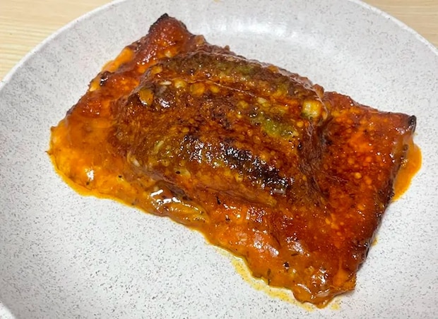 完成したスナップエンドウのチーズ焼きの写真（撮影：grapeフード編集部）